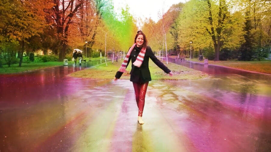 Ninavision Rainy Walk With NiNA